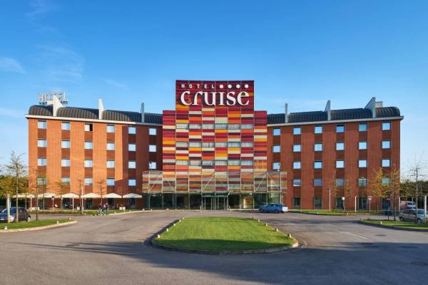 Hotel Cruise 